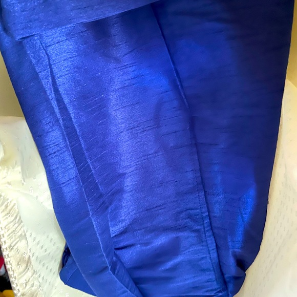 Ivory and royal blue men’s sherwani. - Picture 2 of 6